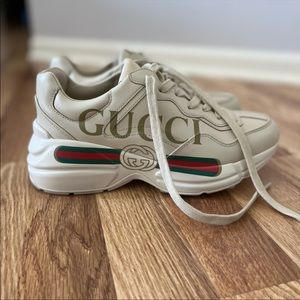 **AUTHENTIC**  Gucci Rhyton sneakers